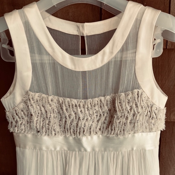 BCBG π― Silk Lace Chiffon Satin Cocktail Dress Sz 4 Cream - Picture 2 of 15